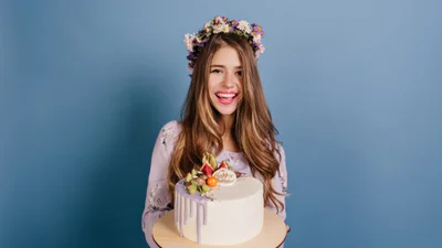 Красиві привітання з іменинами Надії та милі листівки