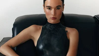 Після розриву з Дантесом Кацуріна зняла майку й показала своє напівголе тіло