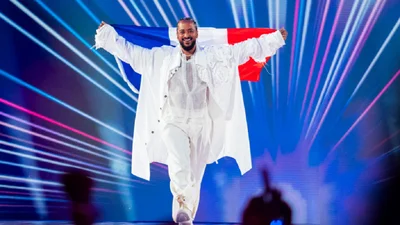 Представителя Франции на Евровидении-2024 признали виновным по делу о домогательствах к мужчине: как его накажут