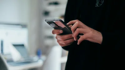 Жінка відправила нюдси в Telegram – заплатила державі 17 тисяч гривень