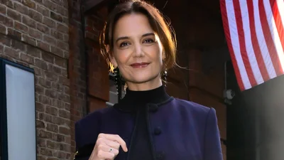 Кэти Холмс показала универсальные джинсы на осень, которые можно носить каждый день и на праздники