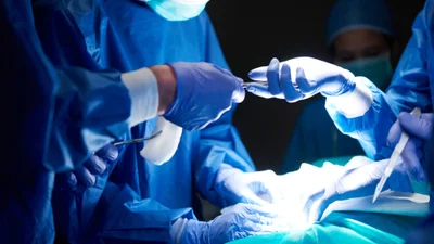 День хирурга 2025: красивые поздравления и картинки для врачей