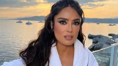 Сальма Хайек поздравила дочь с совершеннолетием – фото, как сейчас выглядит юная соблазнительница