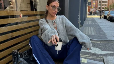 Не только джинсы: 4 пары брюк для стильного и комфортного сезона осень-2025