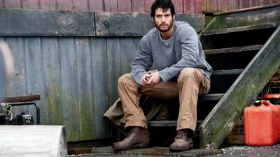 "Супермен" Генрі Кавілл показав забинтовану ногу після травми