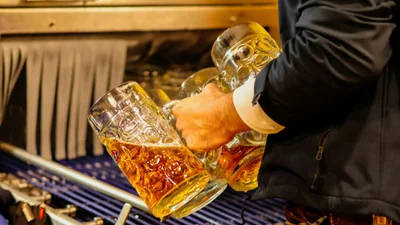 Только для богатых: цены на Октоберфесте 2025 бьют все рекорды