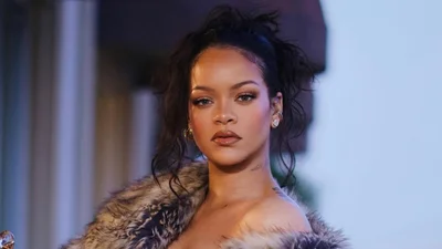 Рианна родила дочь почти две недели назад - первое фото малышки