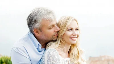 Певица Юлия Думанская в третий раз стала мамой и показала фото малыша