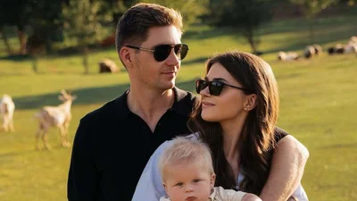 Дружина Володимира Остапчука показала, що подарувала йому на день народження - неочікувано і дуже практично