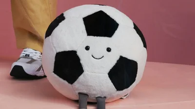 Мемы о спорте: когда с понедельника обещаешь пойти в зал, но понедельник никогда не наступает