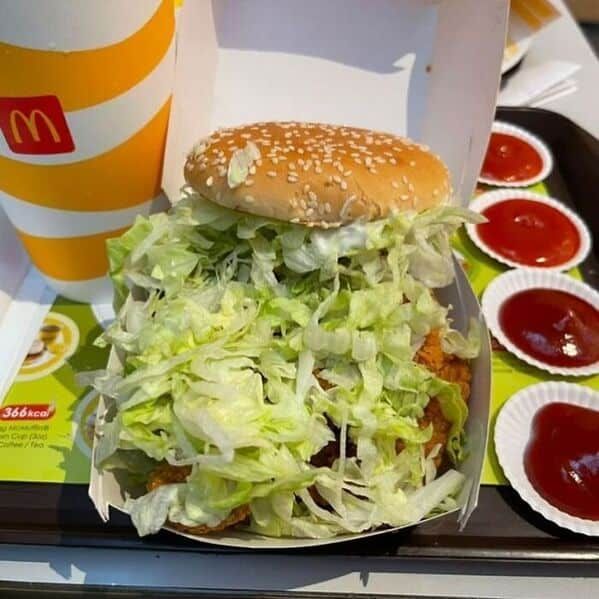 Найкумедніші фейли McDonald’s, після перегляду яких тобі прийдеться шукати новий улюблений фастфуд - фото 772904