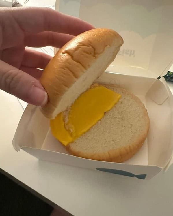 Найкумедніші фейли McDonald’s, після перегляду яких тобі прийдеться шукати новий улюблений фастфуд - фото 772906