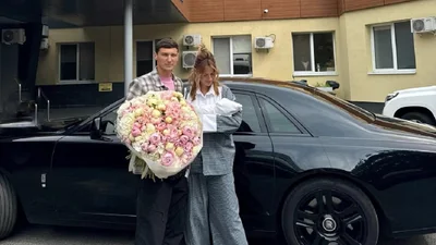 Редкие моменты: Леся Никитюк показалась с возлюбленным на осенней прогулке