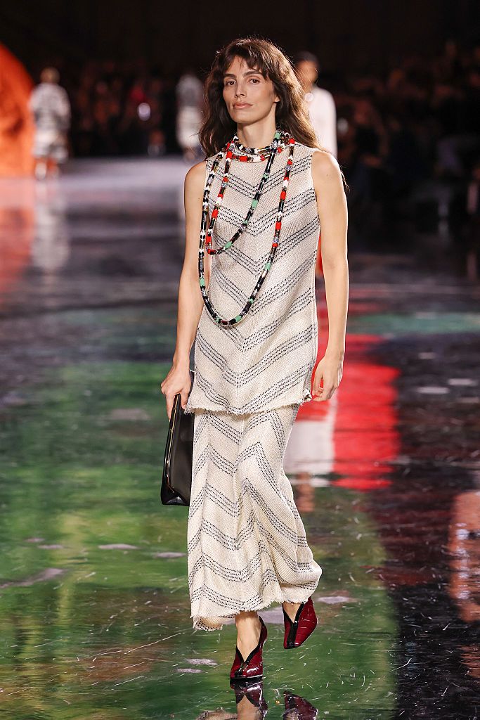 68e6140d1b35b557616928.jpg?w=683&h=1024&fit=cover&output=webp&q=85