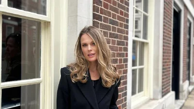 Оля Фреймут неожиданно показалась с Дмитрием Комаровым дома