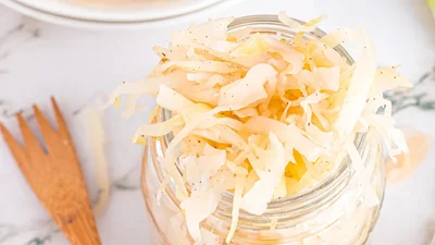 Как у бабушки: секретная технология квашеной капусты, которая всегда получается