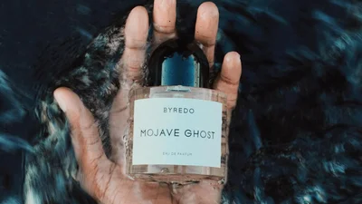 Чому твій аромат зникає за годину – парфумери пояснили