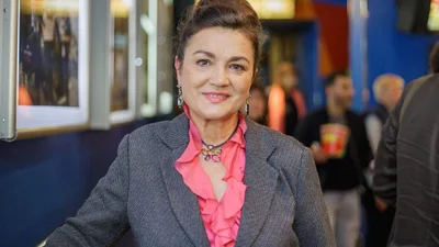 Диктор Радиодиктанта-2025 предлагает изучать в школе украинскую брань