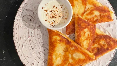 Нежнейшие бендерики с печеночным паштетом – делаются быстро, съедаются мгновенно.