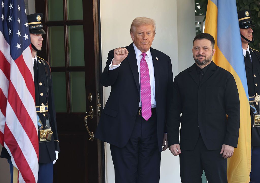 Владимир Зеленский появился на встрече с Трампом в костюме от украинского дизайнера Виктора Анисимова - 779141 Владимир Зеленский появился на встрече с Трампом в костюме от украинского дизайнера Виктора Анисимова - фото 779141