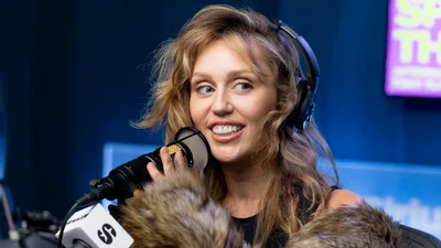 Майли Сайрус стала неузнаваемой - ты точно не готова к этому