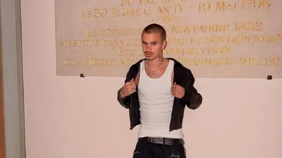 Ромео Бекхем повернувся до колишньої свого брата через яку вони посварилися