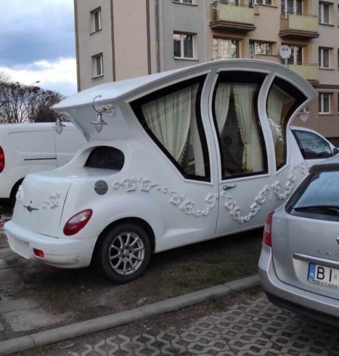 Смешные провалы с тюнингом авто, которые быстро стали предметом шуток на дороге - фото 780898