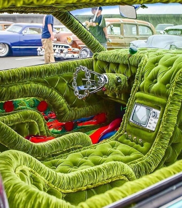Смешные провалы с тюнингом авто, которые быстро стали предметом шуток на дороге - фото 780907