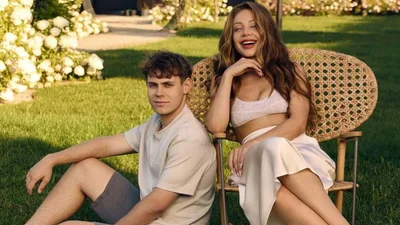 Тина Кароль призналась, что "не выгребла ту жизнь", если бы не отдала 8-летнего сына в другую семью в Англии