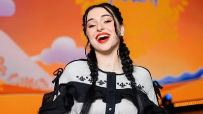 "Я його булила": FIЇNKA зізналася, як цькувала свого чоловіка-актора