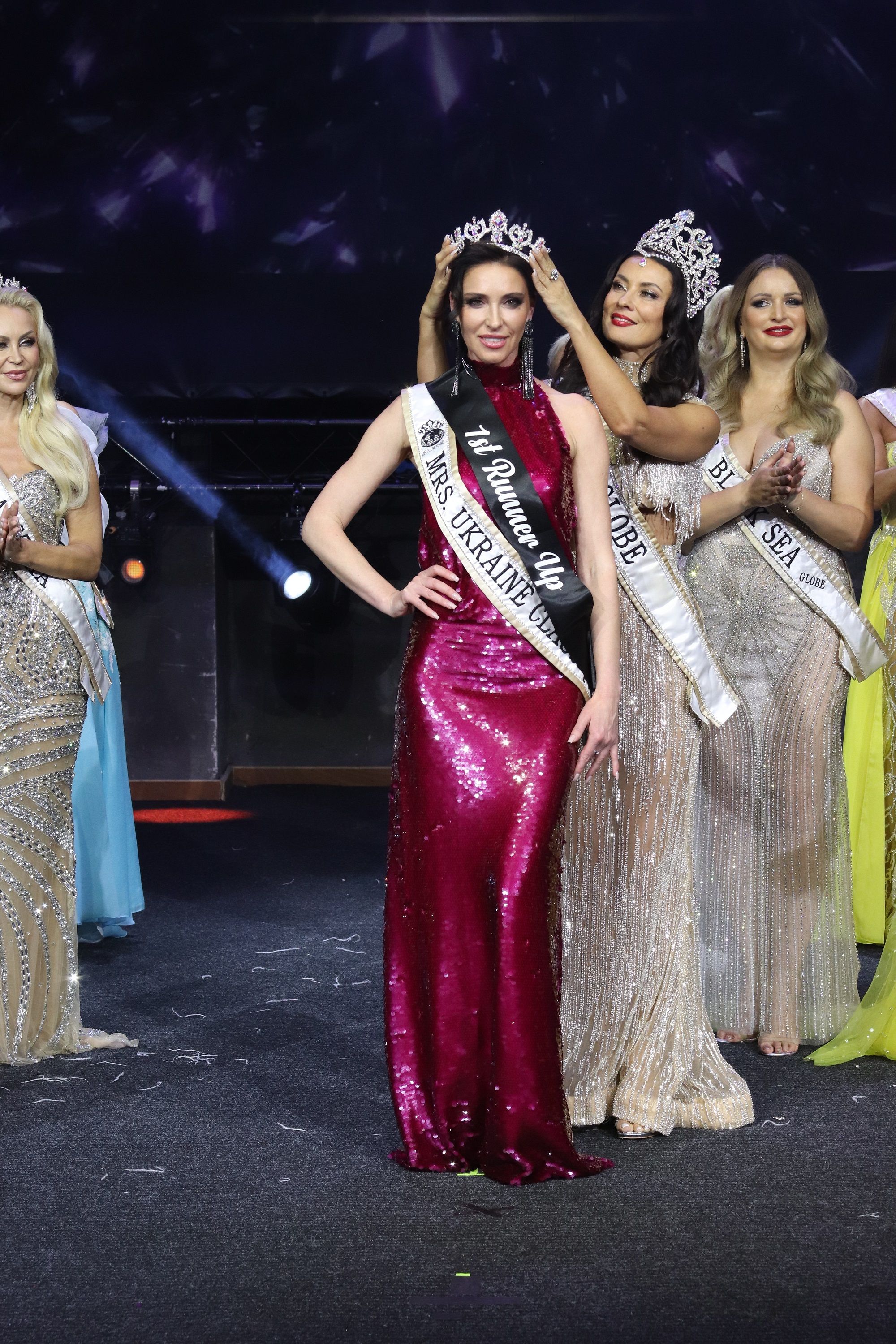 Украинки одержали триумф на международном конкурсе Mrs. European Nation 2025 в Греции - 784176 Украинки одержали триумф на международном конкурсе Mrs. European Nation 2025 в Греции - фото 784176