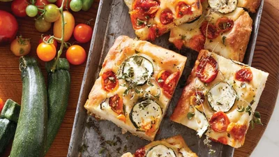 Фокача, яку захочеться пекти щовихідних – проста, ароматна, з овочами