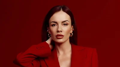 "Уничтожена морально и физически": MamaRika призналась, что переживает тяжелый период в жизни