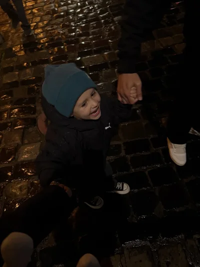 Володимир Бражко засвітив обручку на нових фото з Квітковою - фото 785722