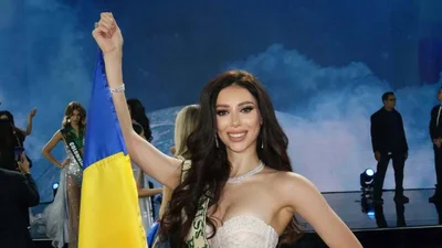 Українська модель увійшла в топ 8 "Міс Земля 2025" - історичне досягнення для нашої країни