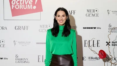 Маша Ефросинина неожиданно призналась, что проходила кастинг ног для клипа Океана Эльзы