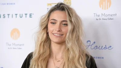 Донька Майкла Джексона показала дірку в носі після зловживання забороненими препаратами - фото не для слабодухих