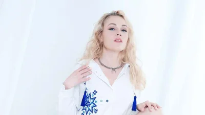 Олена Тополя засвітила живіт зі шрамом після пологів у сексі-вбраннях - неймовірна жінка