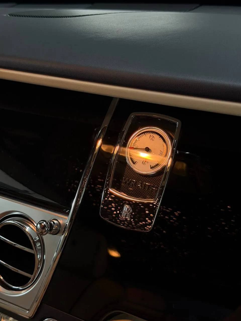 Rolls-Royce Wraith - фото 790806