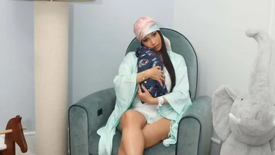 Карди Би опубликовала фото новорожденного малыша - а фанаты затаили дыхание от одной увиденной детали на снимках