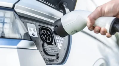 Суцільне розчарування: 5 електрокарів, які не варто купувати