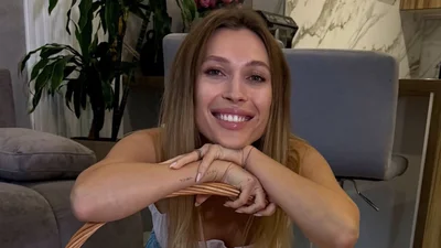 Елена Светлицкая поделилась эмоциональными фото с дочерьми и раскрыла, как они поддерживают ее