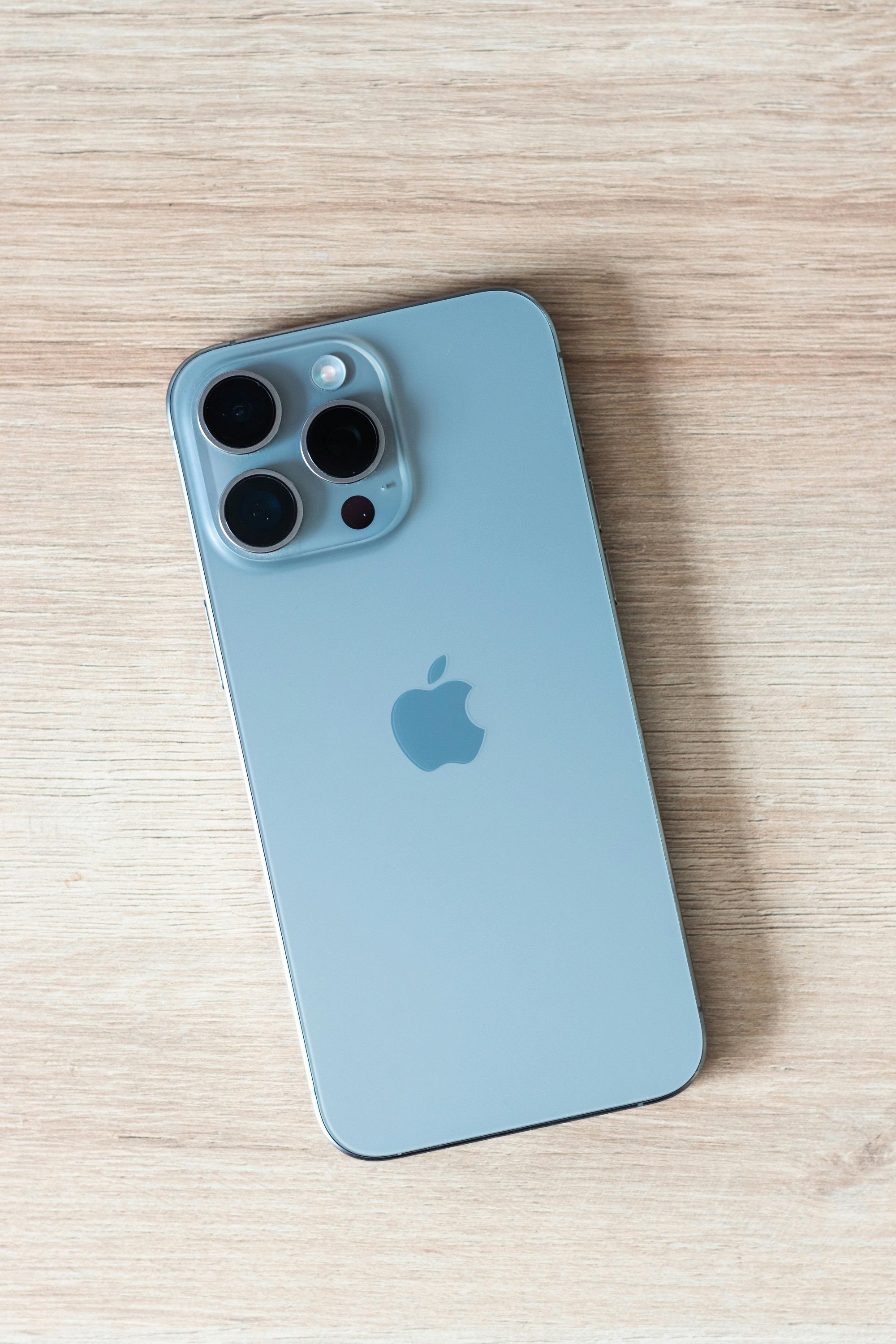 Каким будет следующий бюджетный iPhone: слив от надежного инсайдера - фото 795466