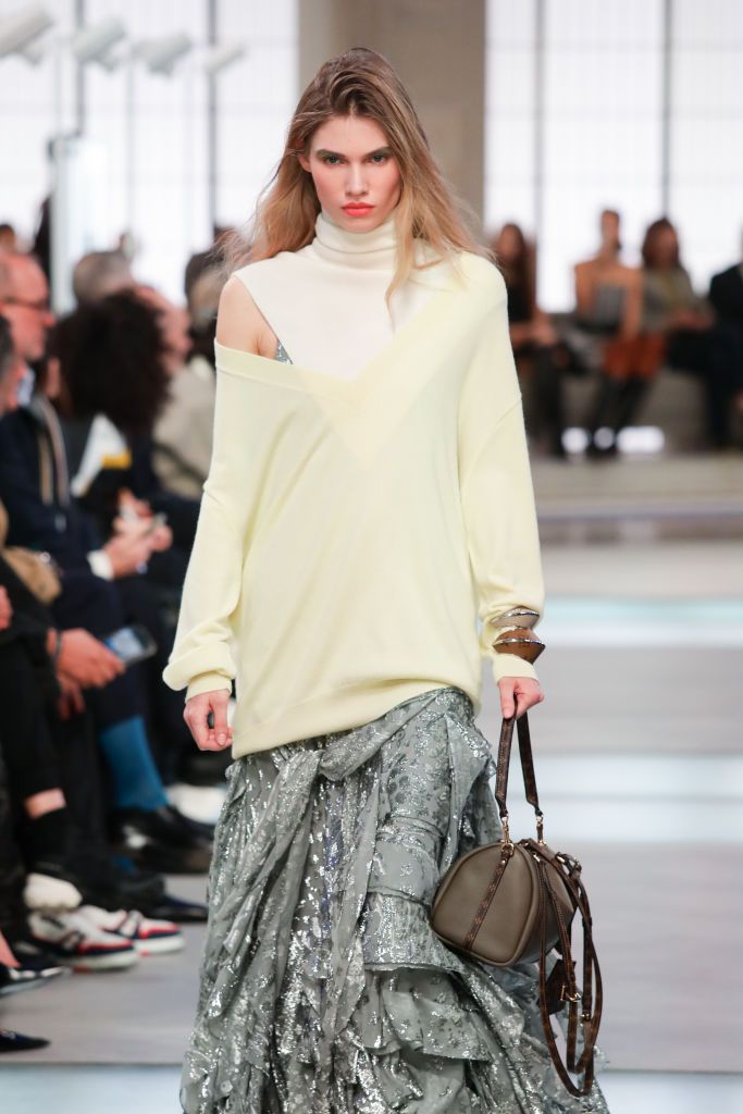Масляно-жовтий светр на зиму - Louis Vuitton. - 795542 Масляно-жовтий светр на зиму - Louis Vuitton. - фото 795542