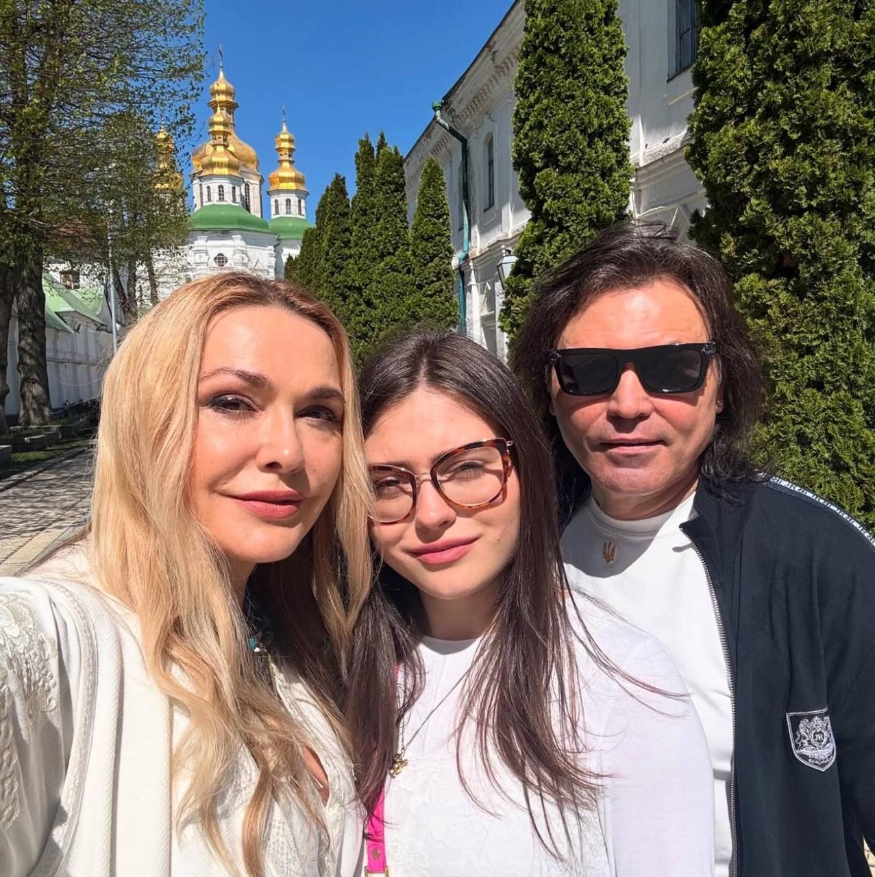 Сумська з родиною - фото 795644