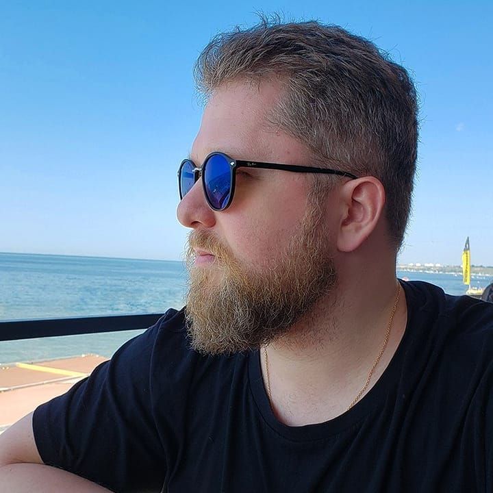 Павел Зибров раскрыл болезненную причину развода с первой женой - 795843 Павел Зибров раскрыл болезненную причину развода с первой женой - фото 795843