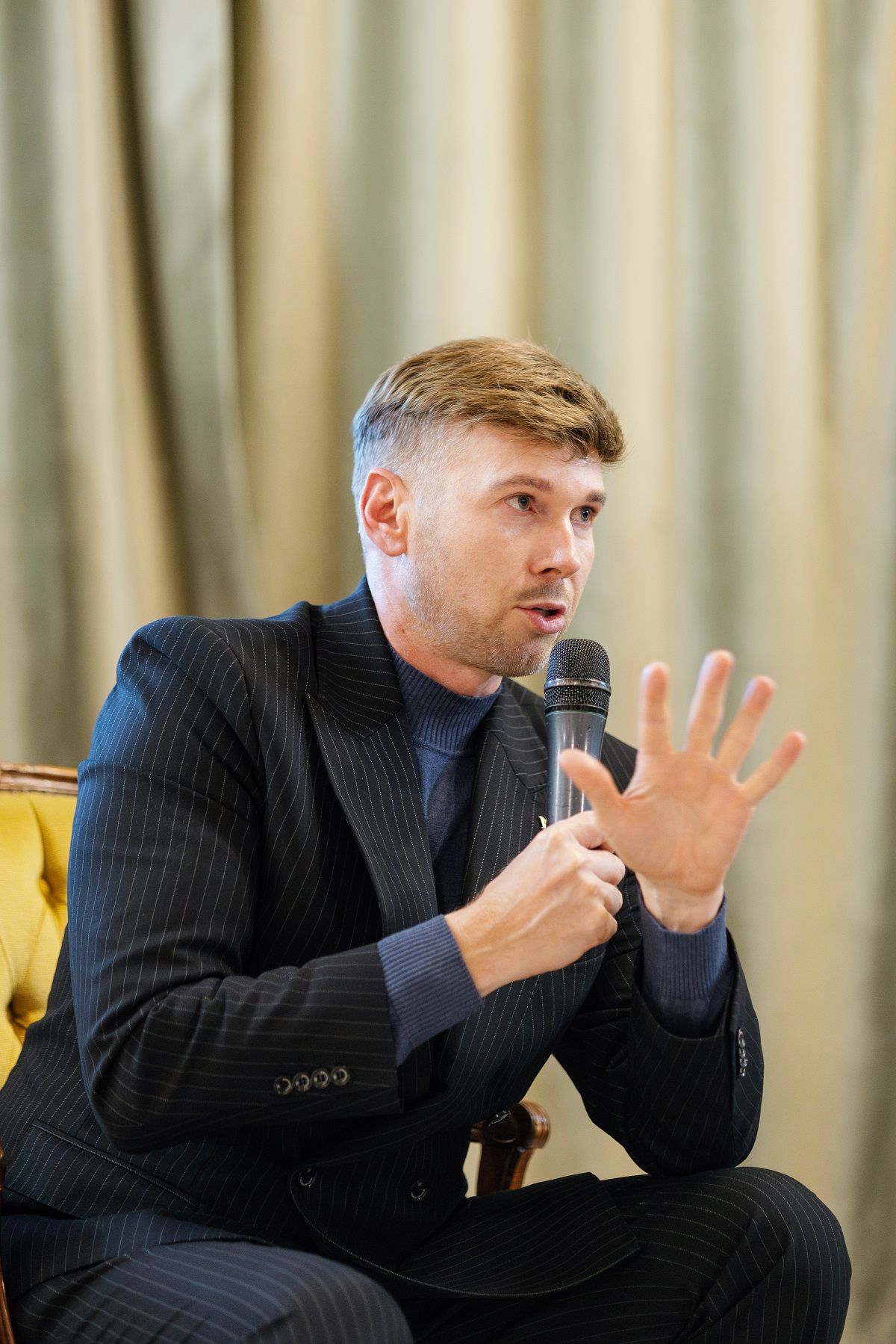 За участі Денисенко і Комаровського: у Києві відбувся камерний вечір Cinema Talk - фото 796086