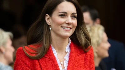 Жемчужное ожерелье как у Кейт Миддлтон: изящный подарок для себя или для мамы