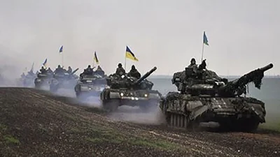 Сильні привітання з Днем ракетних військ і артилерії 2025 - листівки та короткі привітання своїми словами до свята