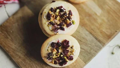 Ароматне печиво з фісташками та журавлиною – ідеальне для свят